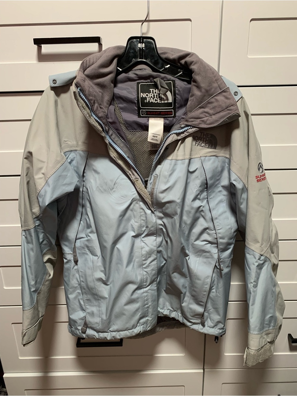 The North Face Women's Light Blue and Gray Ski Jacket summit series